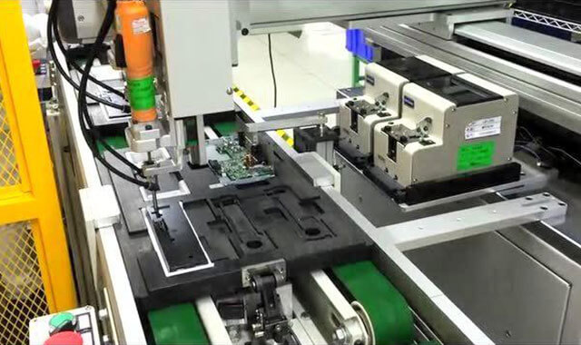 廣州非標(biāo)自動鎖螺絲機(jī)