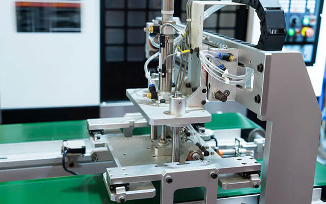 自動(dòng)化裝配生產(chǎn)線(xiàn)