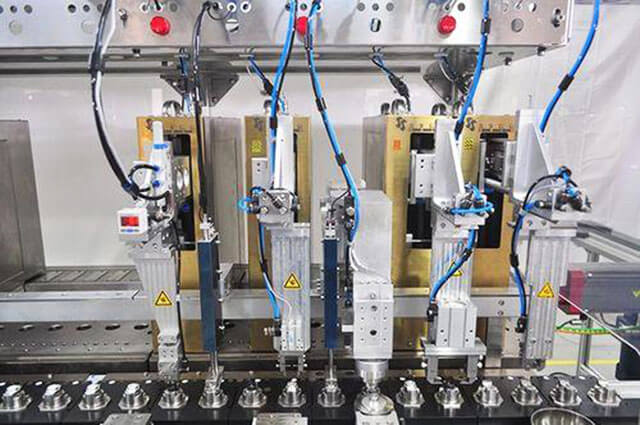 非標自動化設(shè)備裝配