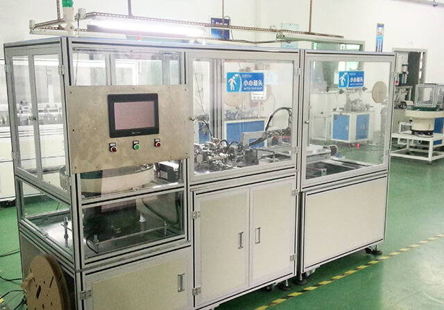 汽車連接器自動裝配機