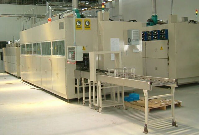 汽車變速箱超聲波清洗機(jī)