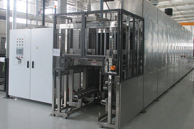 汽車轉(zhuǎn)向節(jié)清洗機(jī)