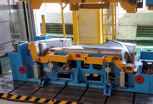 汽車配件熱壓成型機(jī)