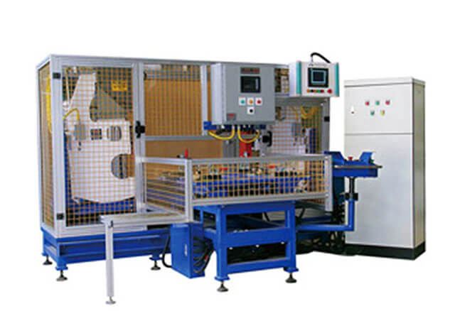 汽車天窗鉚接機