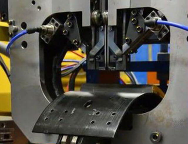 汽車剎車片鉚接機