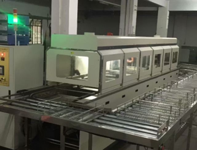 軸承全自動(dòng)超聲波清洗機(jī)