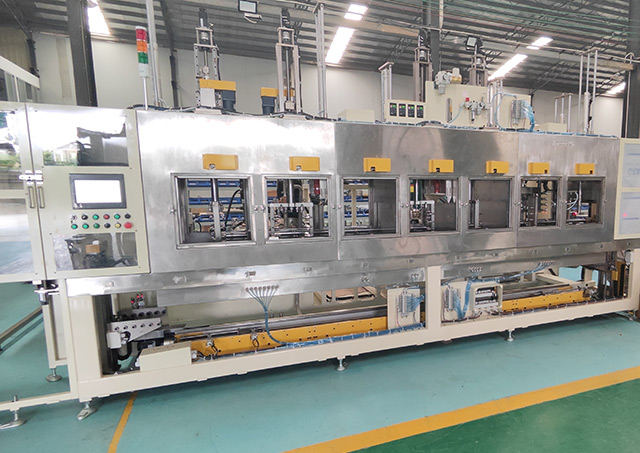 沖壓件全自動(dòng)超聲波清洗機(jī)