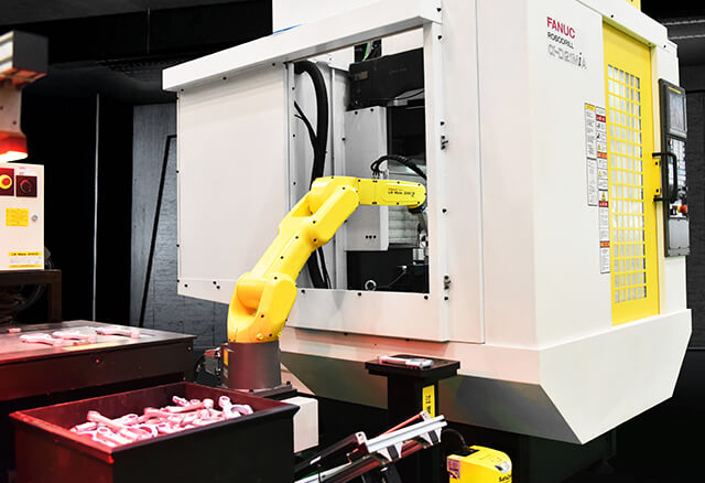 工業(yè)機器人機床上下料