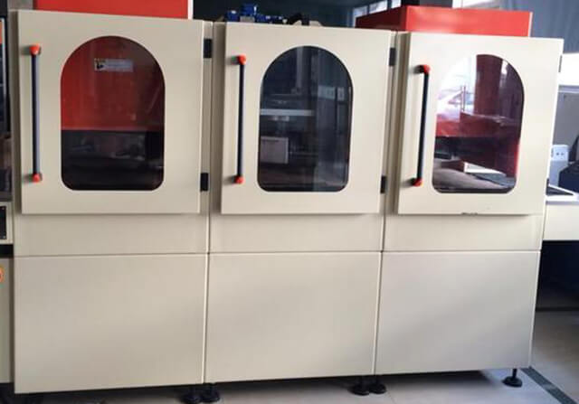 汽車配件去毛刺清洗工作站