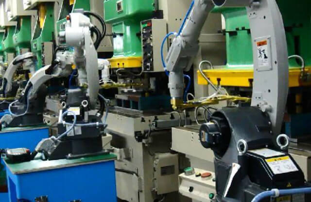 汽車零部件沖壓上下料