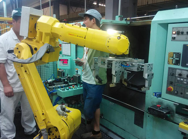 數(shù)控機(jī)床上下料機(jī)械手