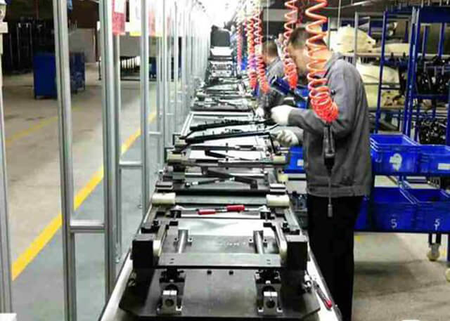 汽車(chē)生產(chǎn)線自動(dòng)化保養(yǎng)