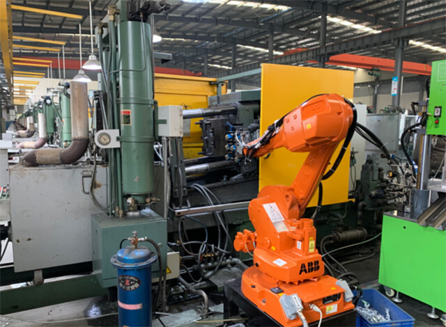 壓鑄機上下料機器人