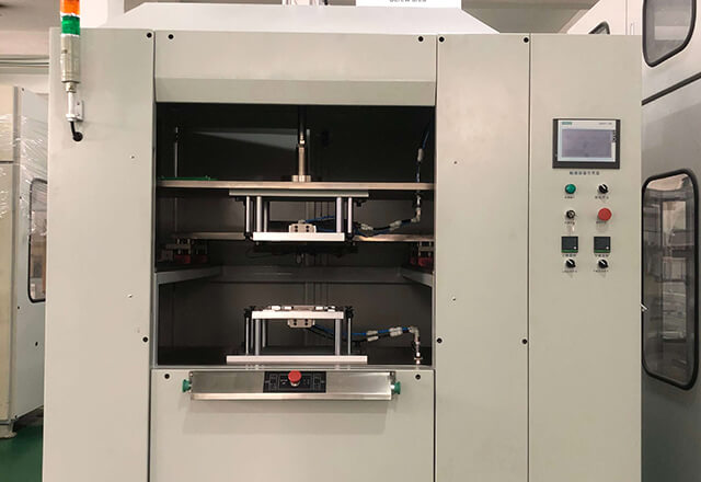 汽車塑料油壺焊接機