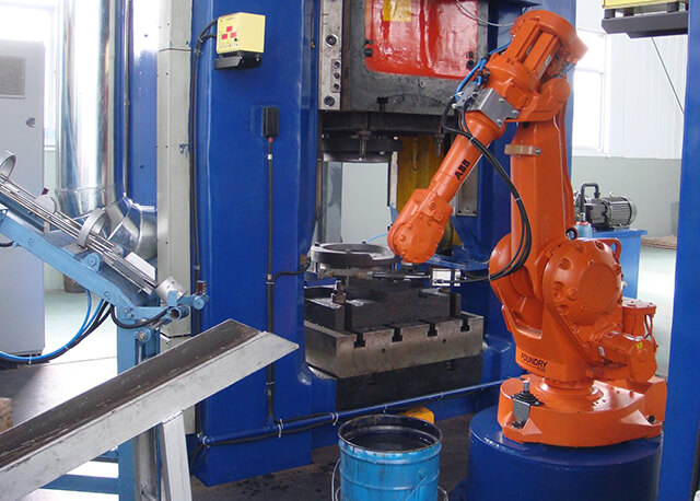 老沖床改自動(dòng)化機(jī)械手沖壓上下料