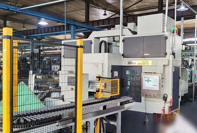 機(jī)加工自動化實現(xiàn)機(jī)床自動上下料