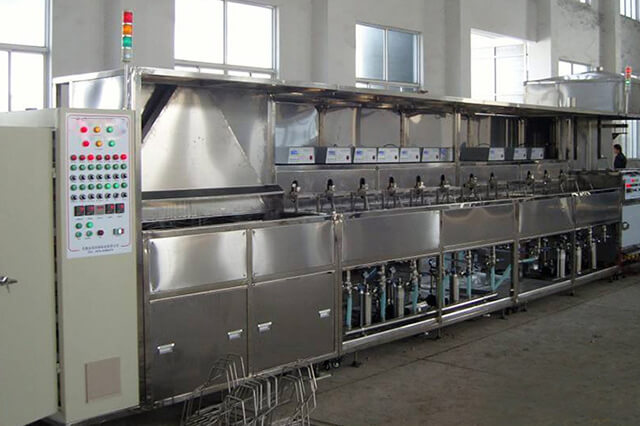 汽車曲軸噴淋清洗機