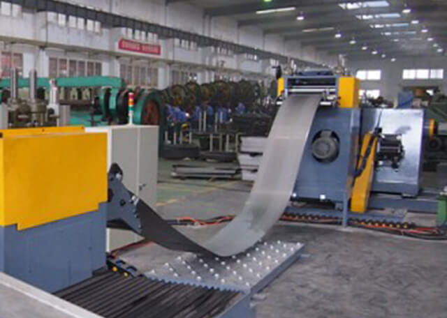 外殼沖壓偏擺機