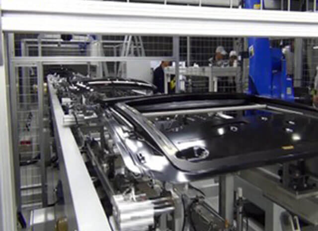 汽車(chē)全景天窗自動(dòng)組裝線