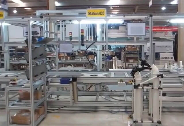 汽車(chē)全景天窗組裝線